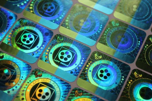 مراحل و روش ساخت هولوگرام